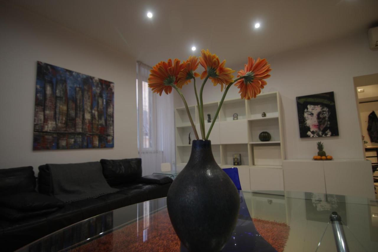 Casa Cavallotti - modern apartment between Train station&Port Civitavecchia Buitenkant foto